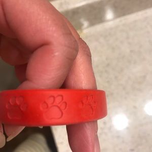 ⚡️FINAL PRICE⚡️ Red paw print band